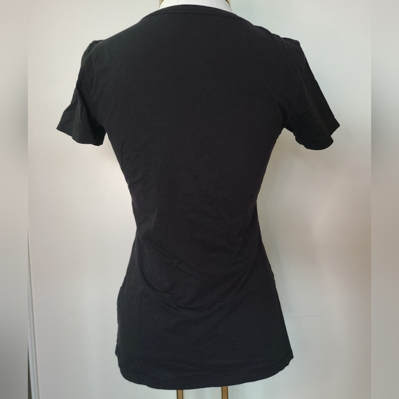 Nike - Black V-Neck T-Shirt - Size S - Picture 4 of 7
